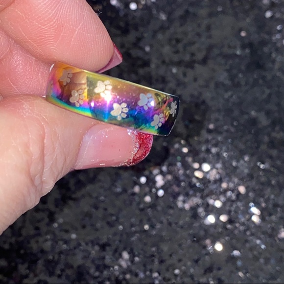 🎄2/$15🎁3/$20 Stainless Steel Unisex Rainbow Paw Print Ring size 13 - Picture 11 of 16